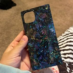 Flaunt iPhone 13 case